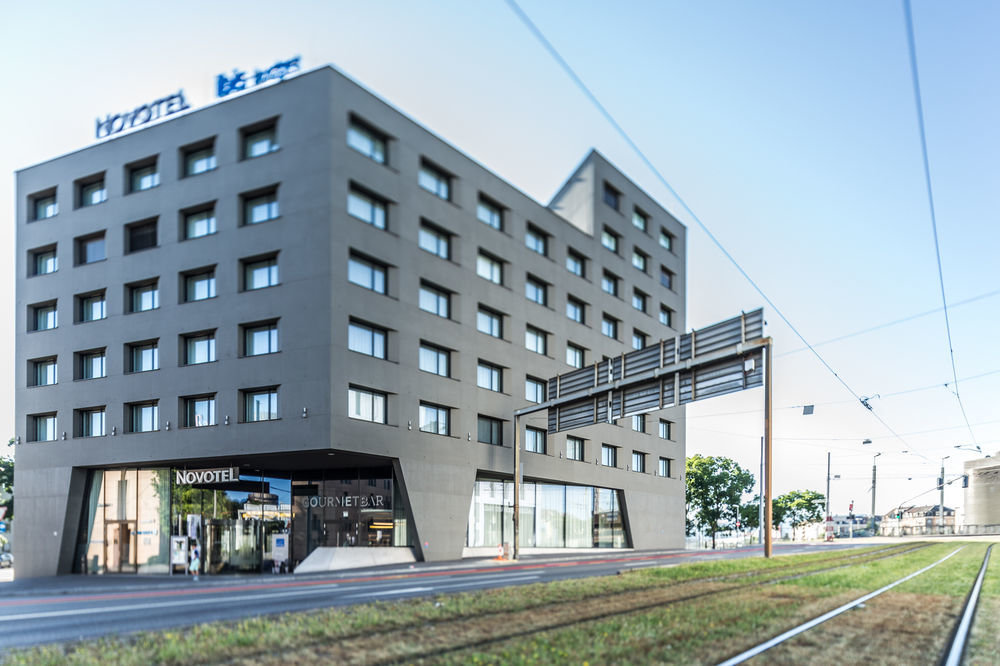 Novotel Basel City Exterior photo